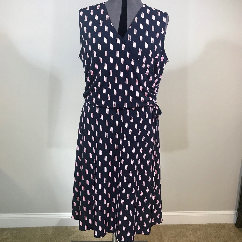 EUC Land's End Sleeveless Navy Print Dress